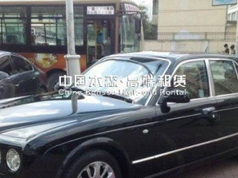 汽车颜色换成黑色多少钱 汽车颜色换成黑色多少钱