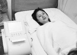 孕妇羊水破裂13岁男孩成功助产 孕妇羊水破裂13岁男孩成功助产