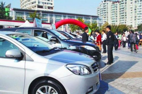 汽车一年跑多少公里