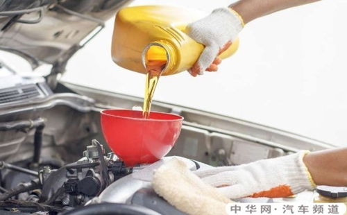 汽车的油用到多少再加 汽车的油用到多少再加