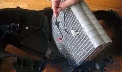 汽车空调冷风一般多少钱(汽车空调冷风费用解析,价格因素与考量) 汽车空调冷风一般多少钱(汽车空调冷风费用解析,价格因素与考量)