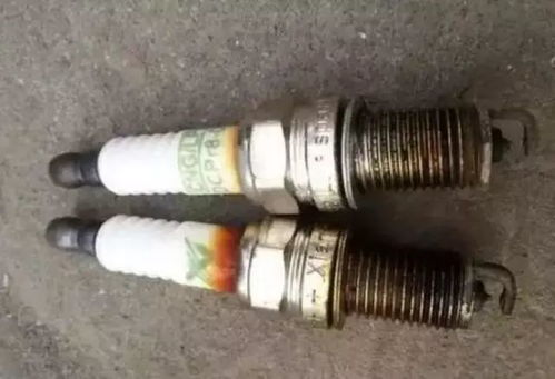 汽车4个火花塞换多少钱(汽车火花塞更换费用解析,了解四个火花塞的价格因素) 汽车4个火花塞换多少钱(汽车火花塞更换费用解析,了解四个火花塞的价格因素)