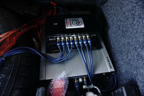 汽车音响电源板多少伏电(汽车音响电源板电压解析，多少伏电才是关键？
