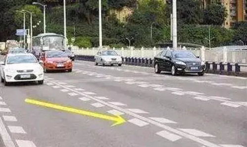 汽车纵向坡度一般多少度(汽车纵向坡度一般多少度，道路设计与行车安全)