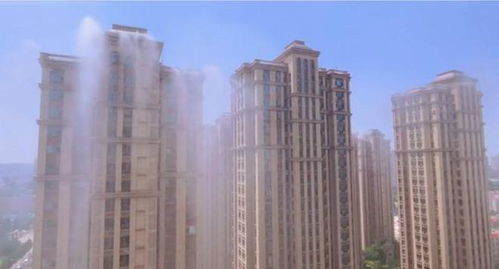 法媒点赞中国小区楼顶“人工降雨” 法媒点赞中国小区楼顶“人工降雨”