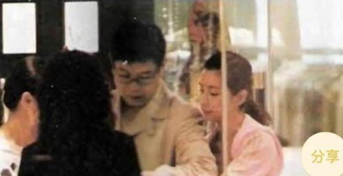 男子怀疑小16岁妻子出轨将其打残 男子怀疑小16岁妻子出轨将其打残